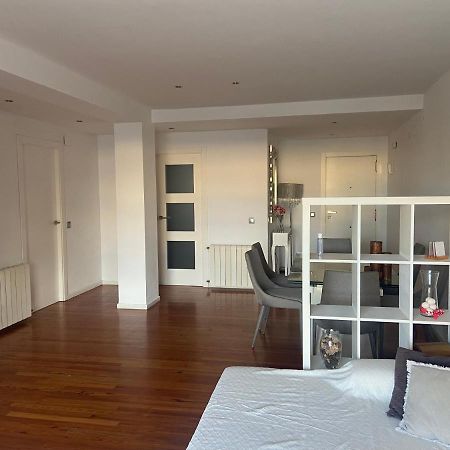 Cute Apartment Валенсия Екстериор снимка