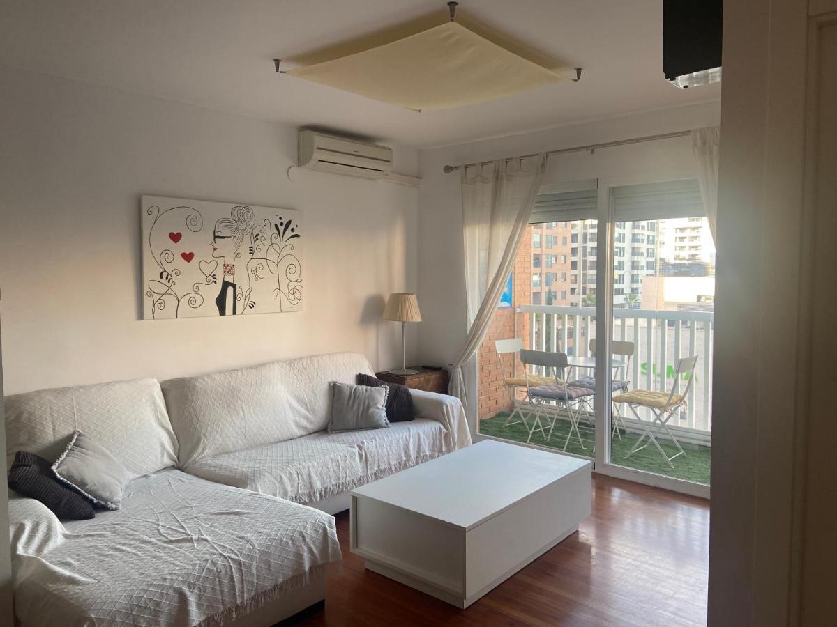 Cute Apartment Валенсия Екстериор снимка